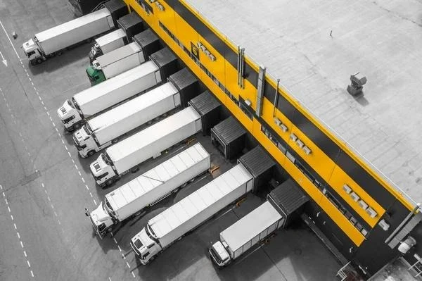 Trasport ta 'Sigaretti Elettroniċi Bejn iċ-Ċina u l-Ewropa